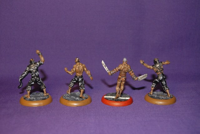 Szazs_y_secuaces_Sawa_E